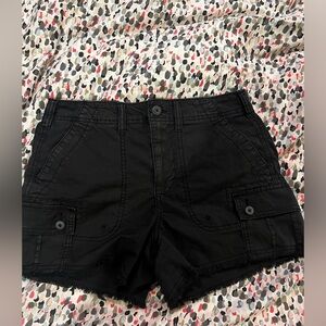 black cargo shorts